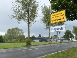 Ortsschild Hansestadt Greifswald