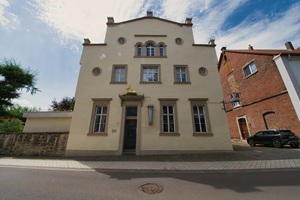 Hist. Gebäude Hirschapotheke Hansestadt Warburg
